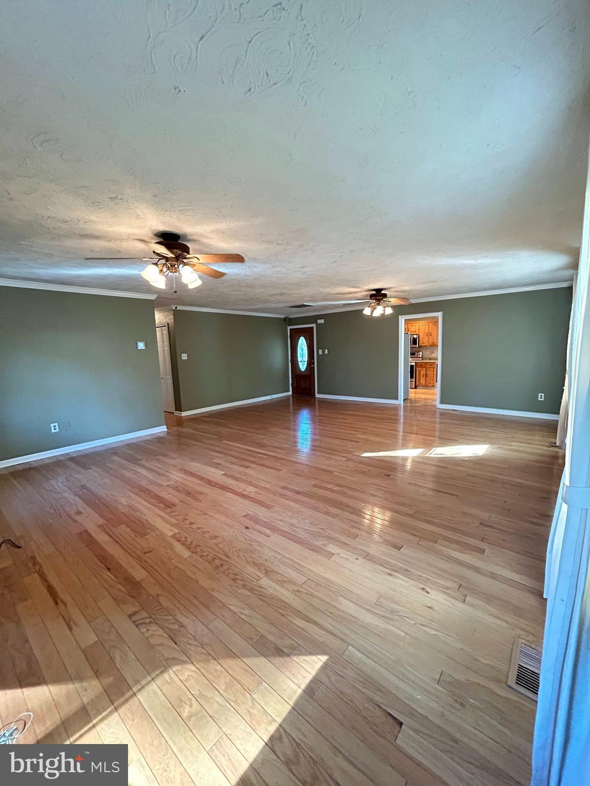 GREENBRIAR - Residential Lease