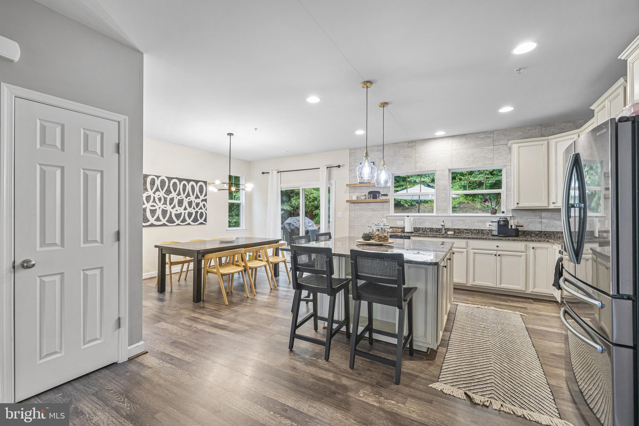 OAK TREE LANDING - Residential