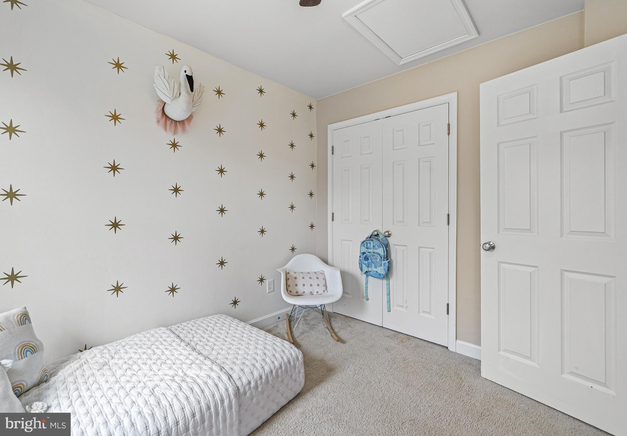 OAK TREE LANDING - Residential