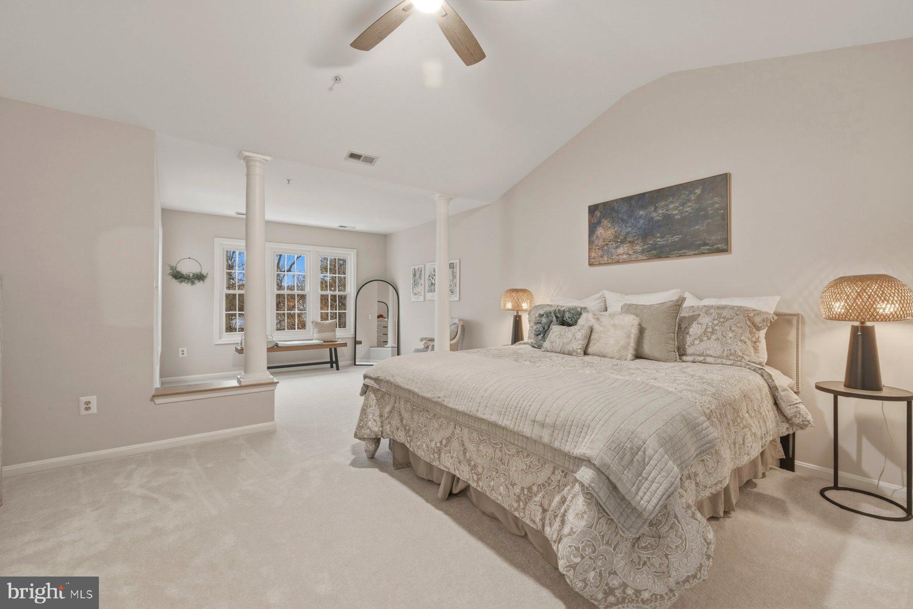 WOOTTON OAKS - Residential