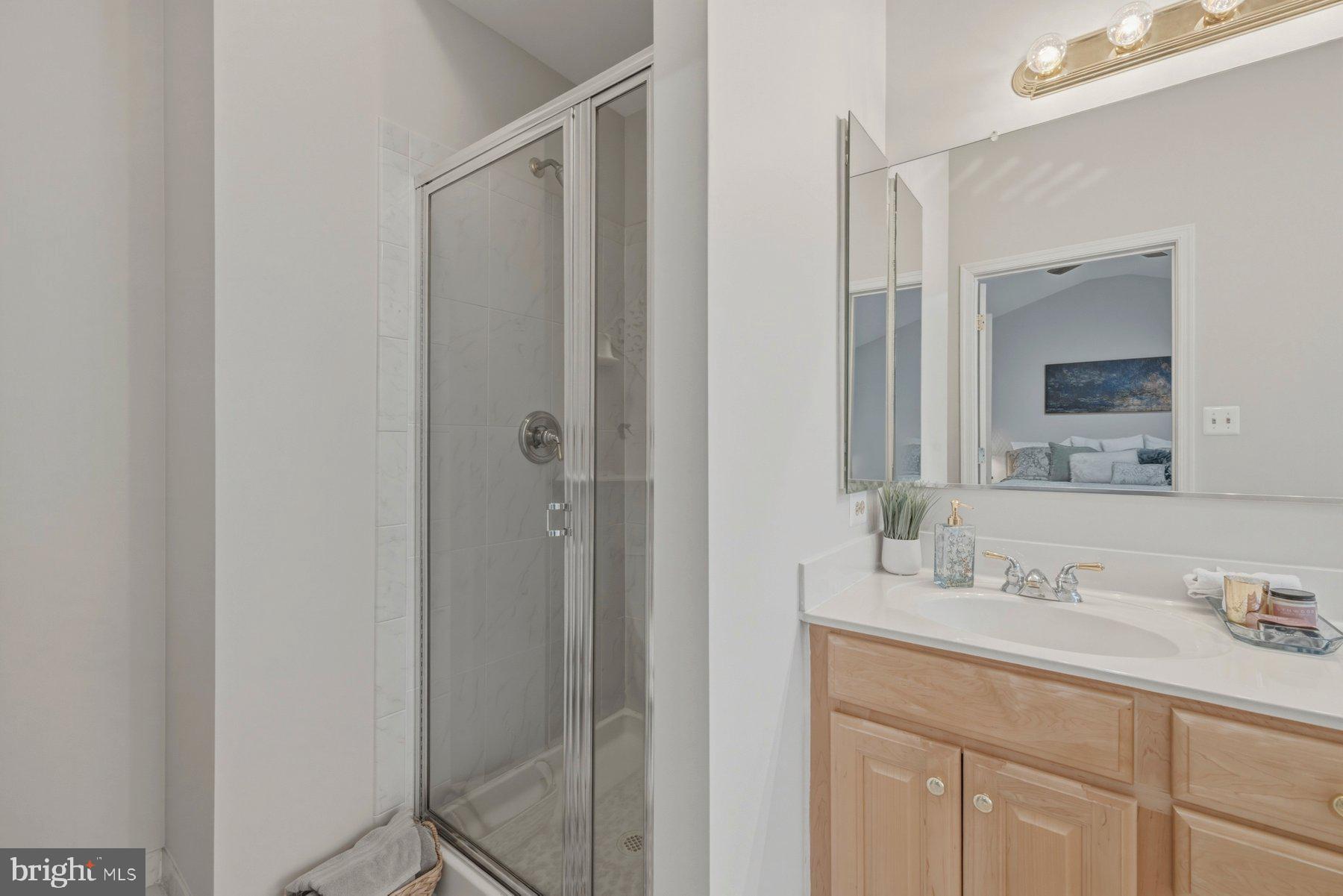 WOOTTON OAKS - Residential