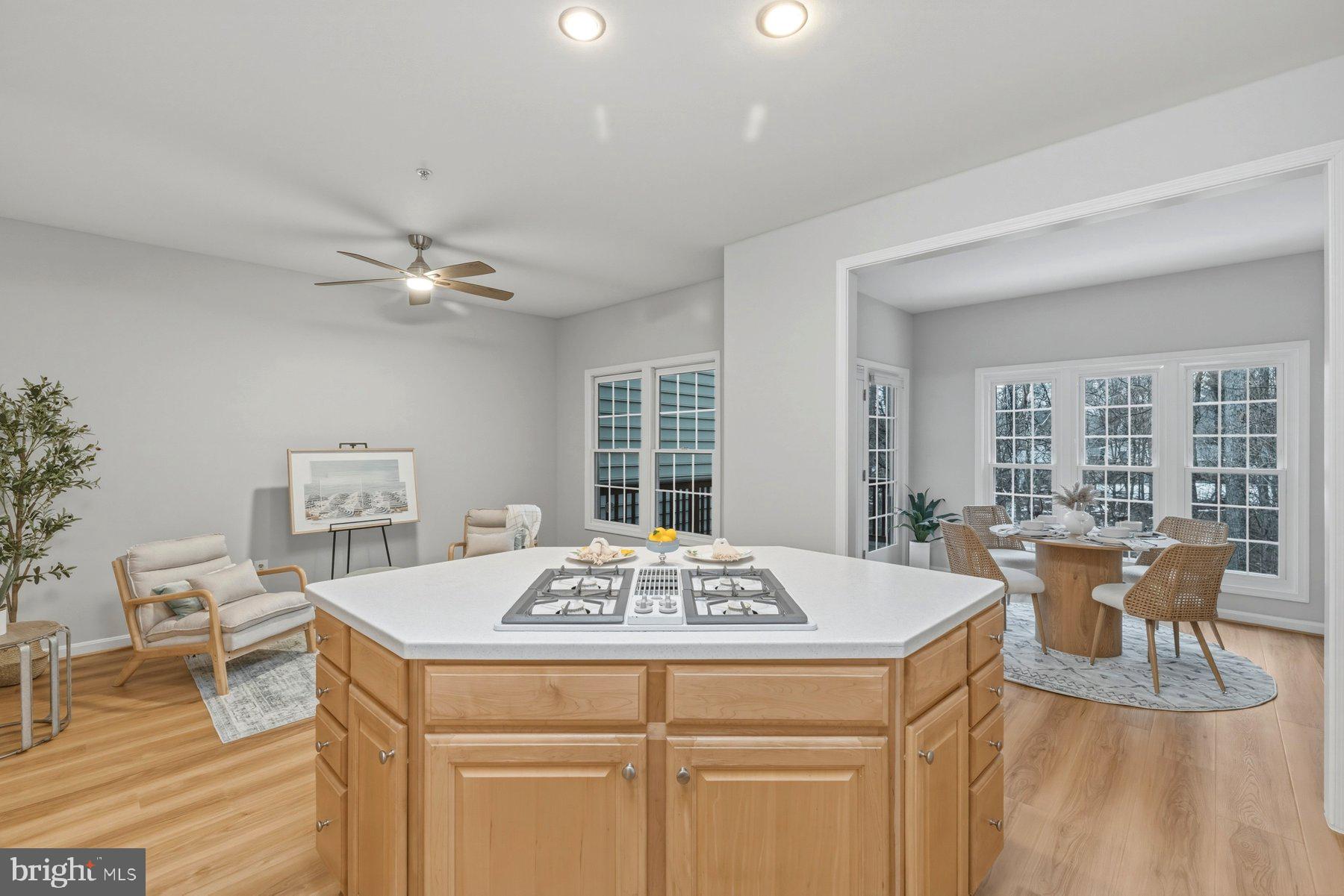 WOOTTON OAKS - Residential