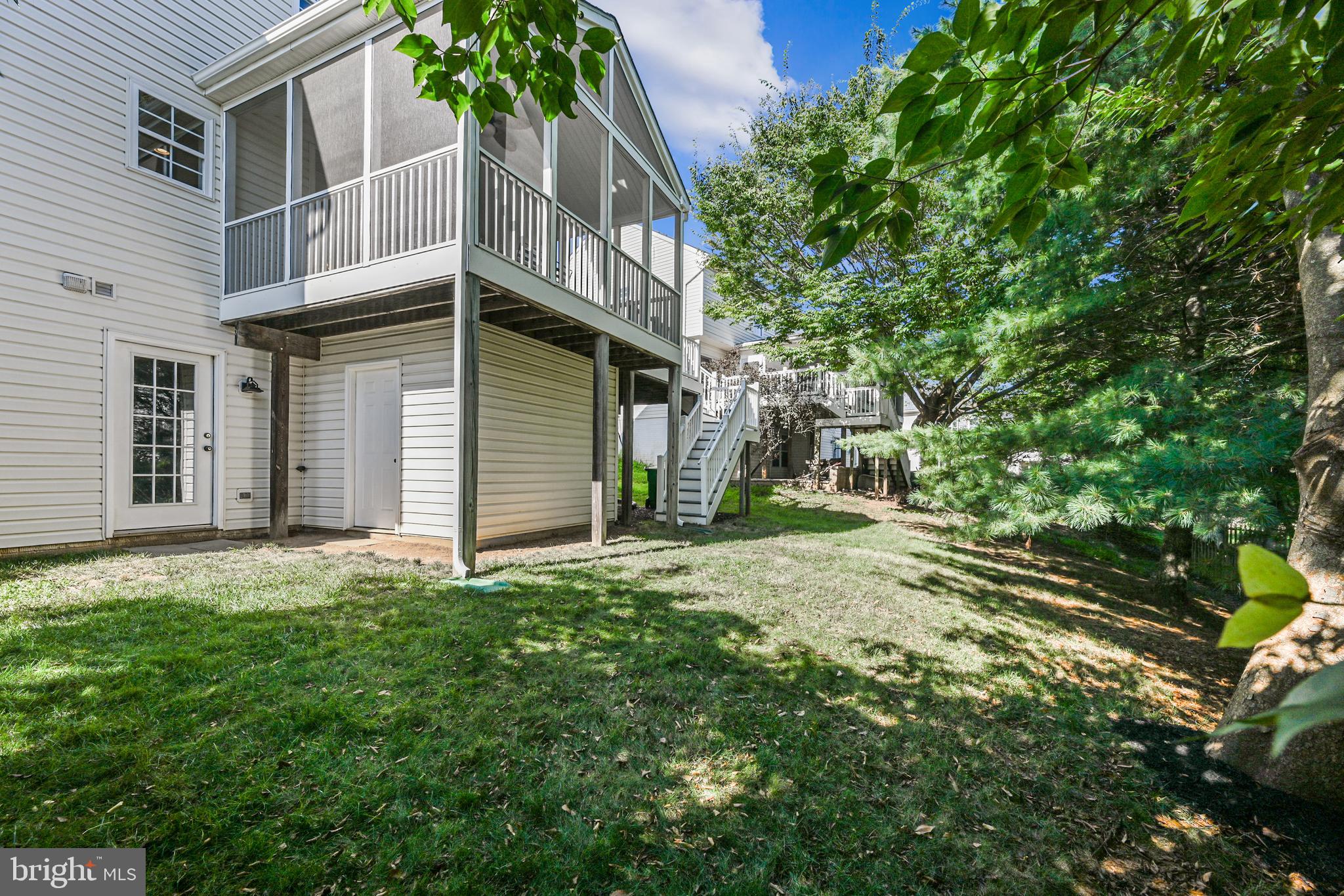 VILLAGE OF RIVER HILL - Residential