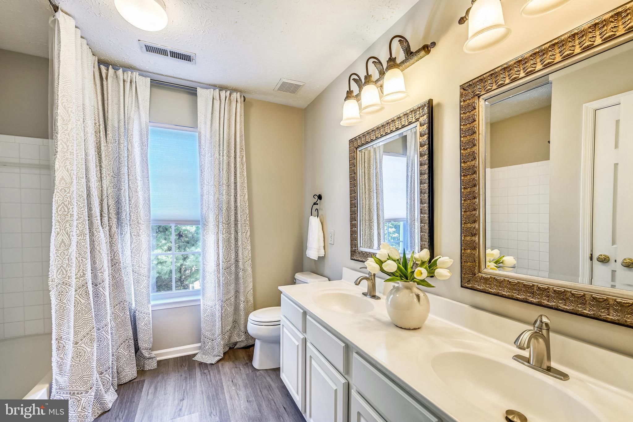 VILLAGE OF RIVER HILL - Residential