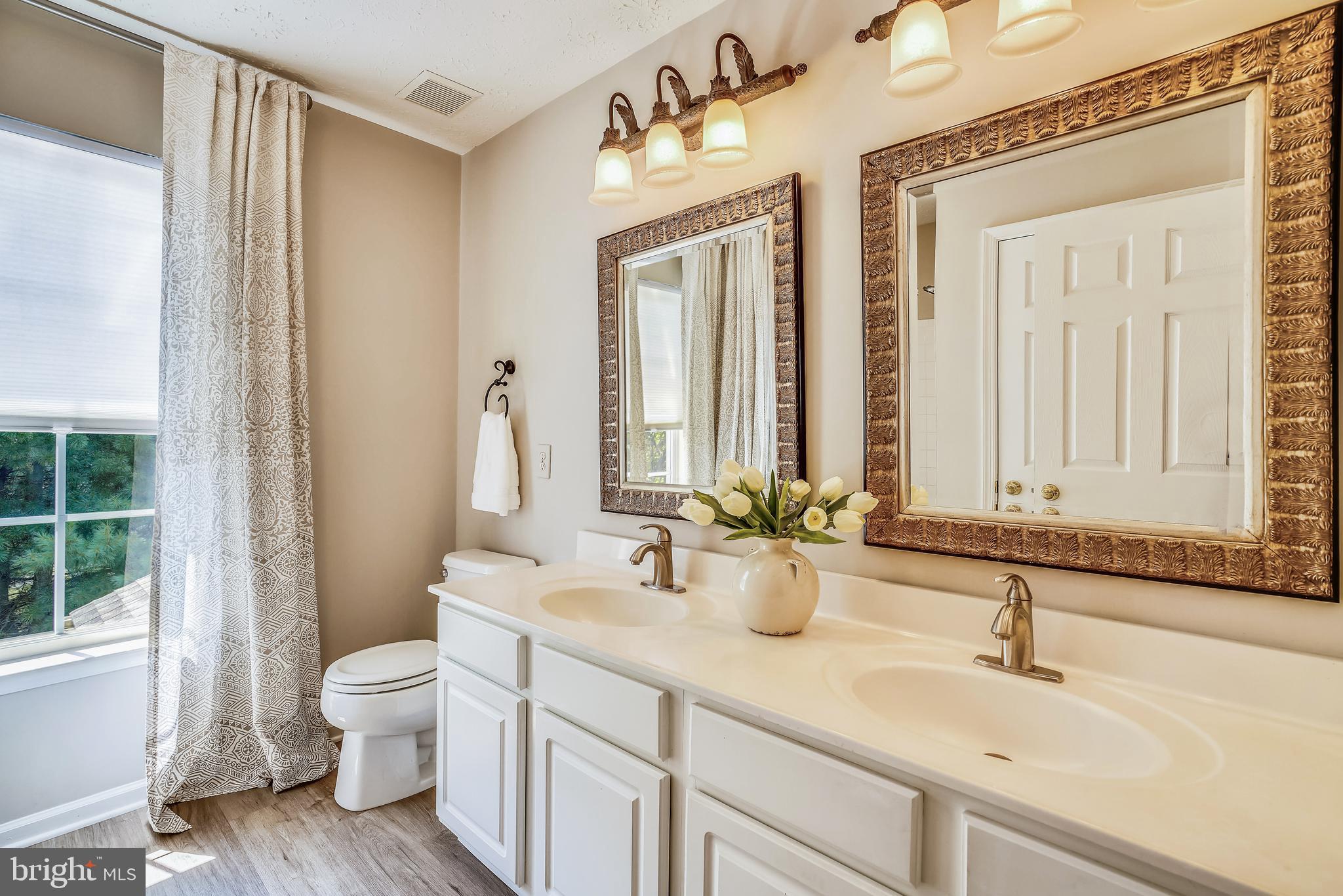 VILLAGE OF RIVER HILL - Residential