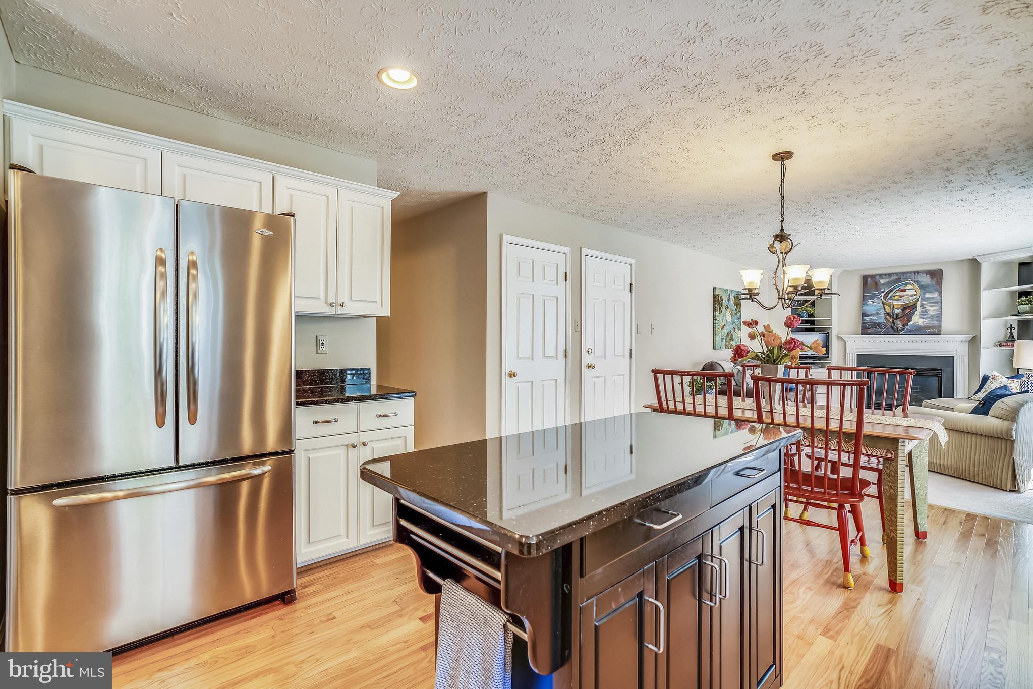 VILLAGE OF RIVER HILL - Residential