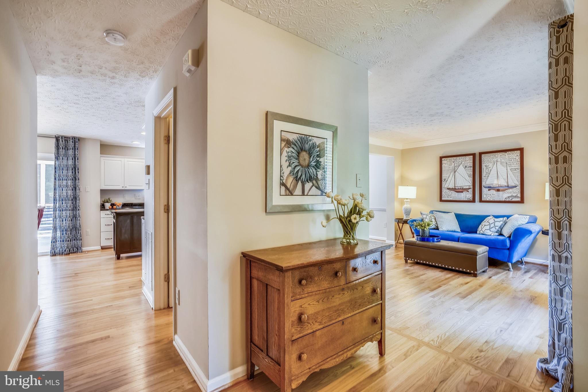 VILLAGE OF RIVER HILL - Residential