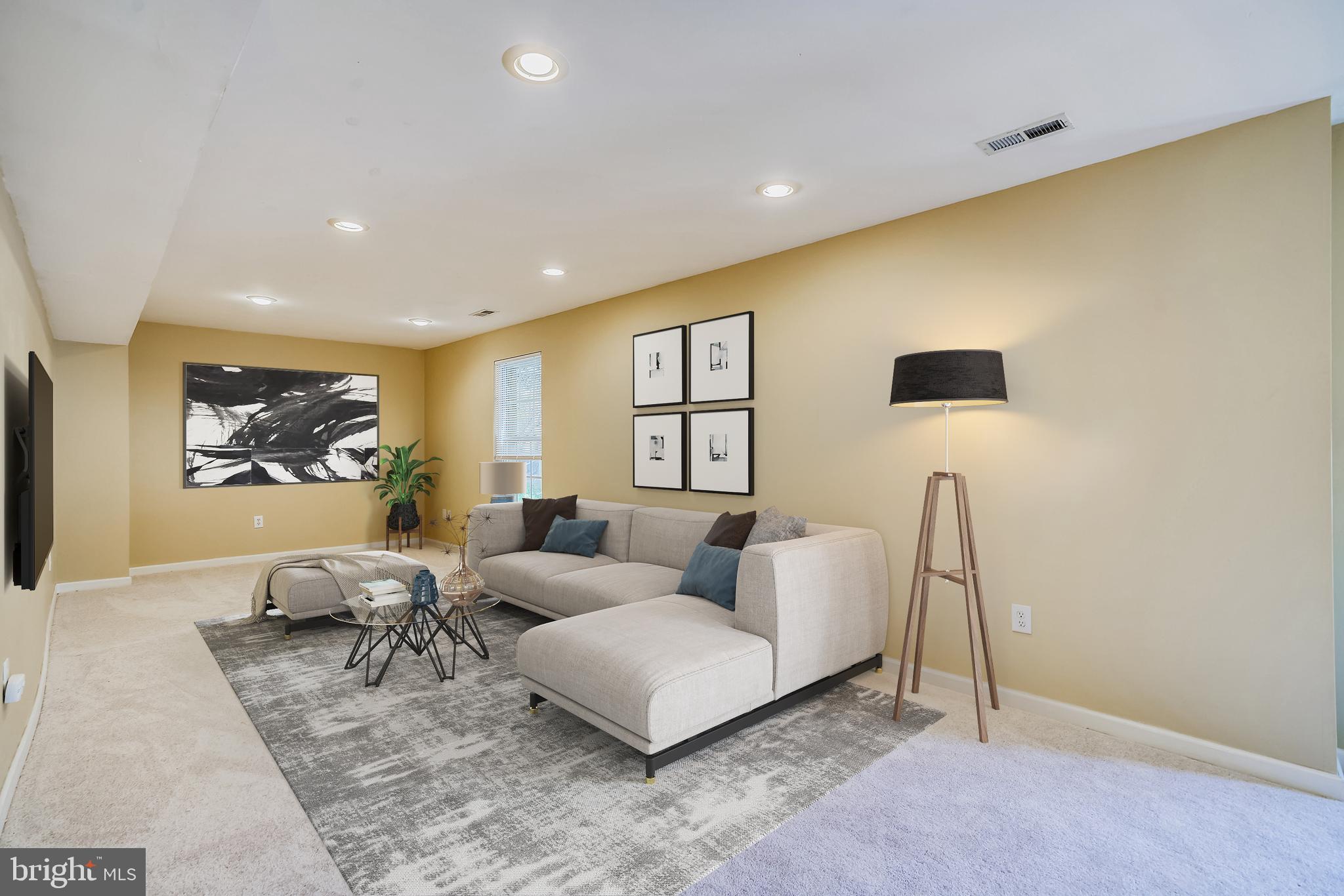 VILLAGE OF RIVER HILL - Residential