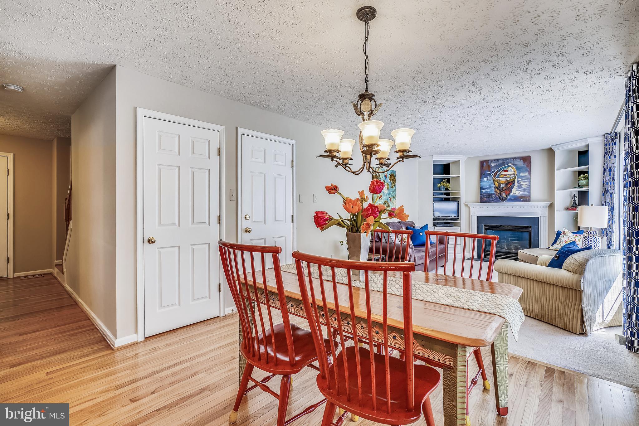 VILLAGE OF RIVER HILL - Residential