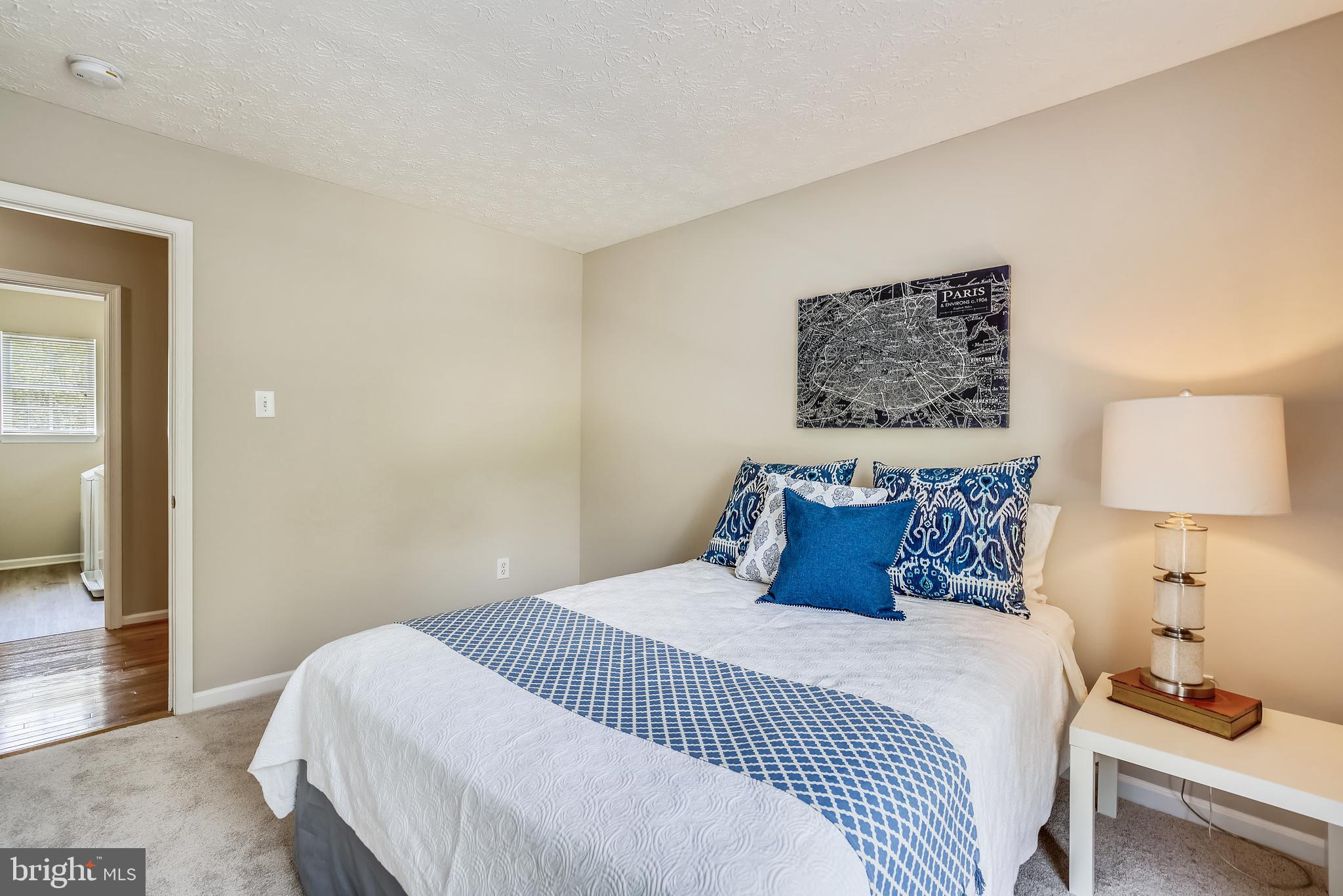 VILLAGE OF RIVER HILL - Residential