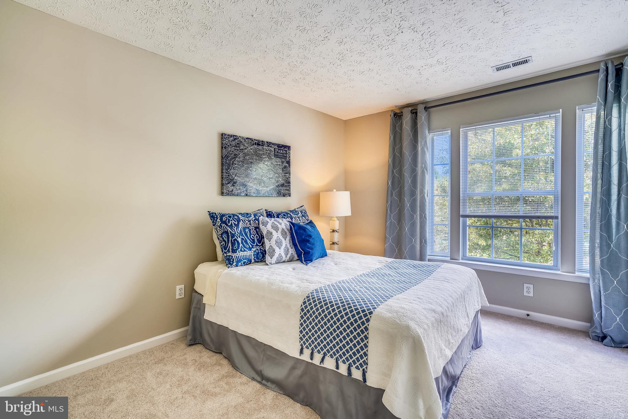 VILLAGE OF RIVER HILL - Residential