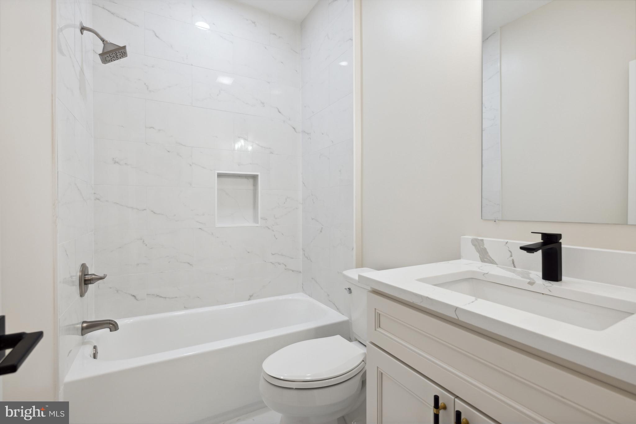 COUNTY VIEW - Residential