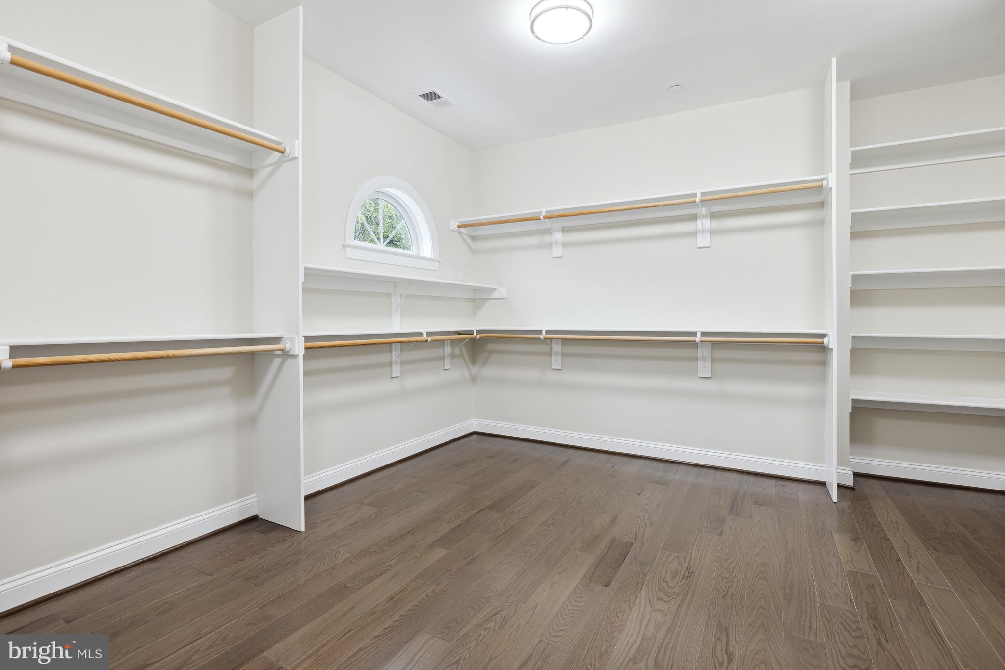 COUNTY VIEW - Residential