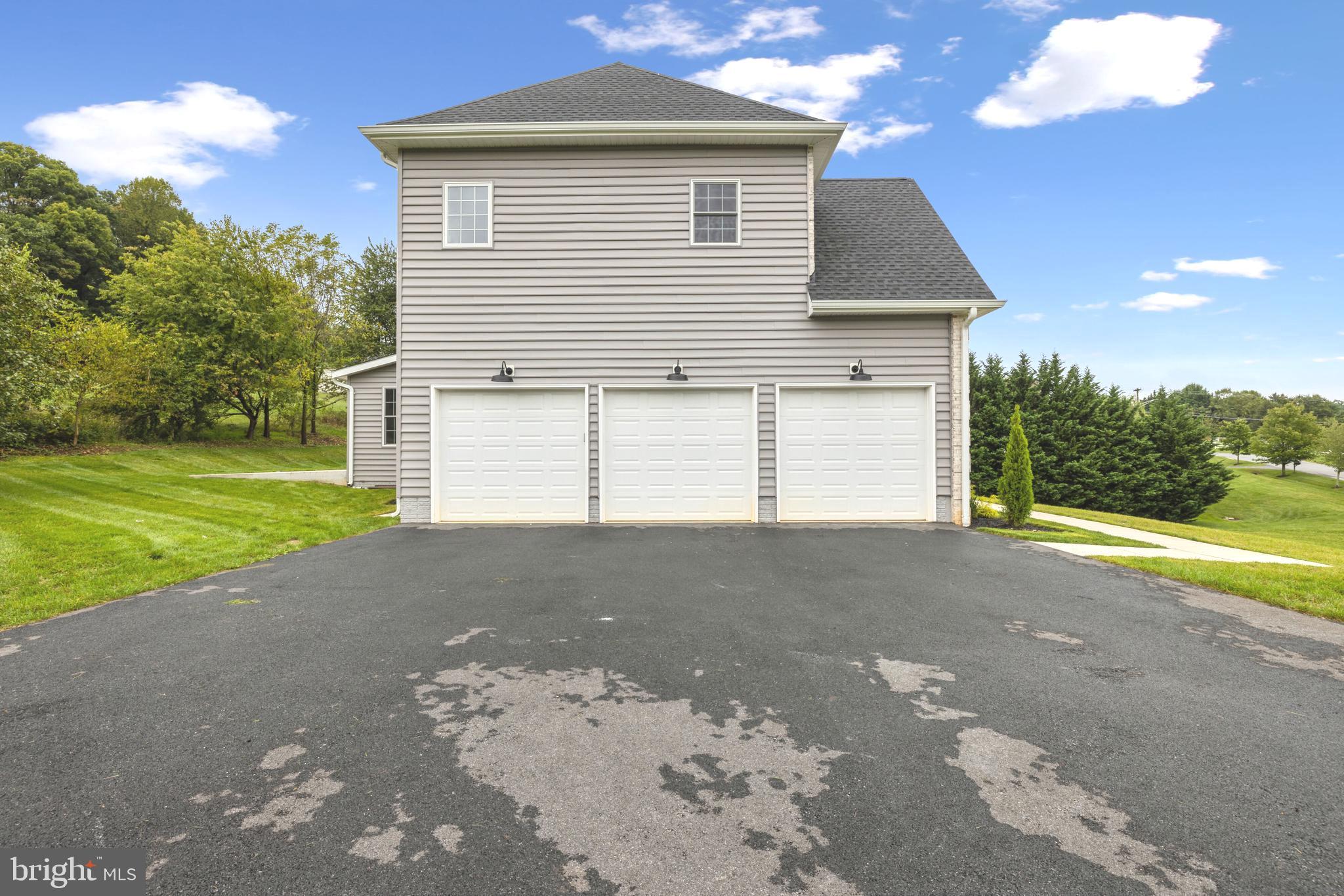 COUNTY VIEW - Residential