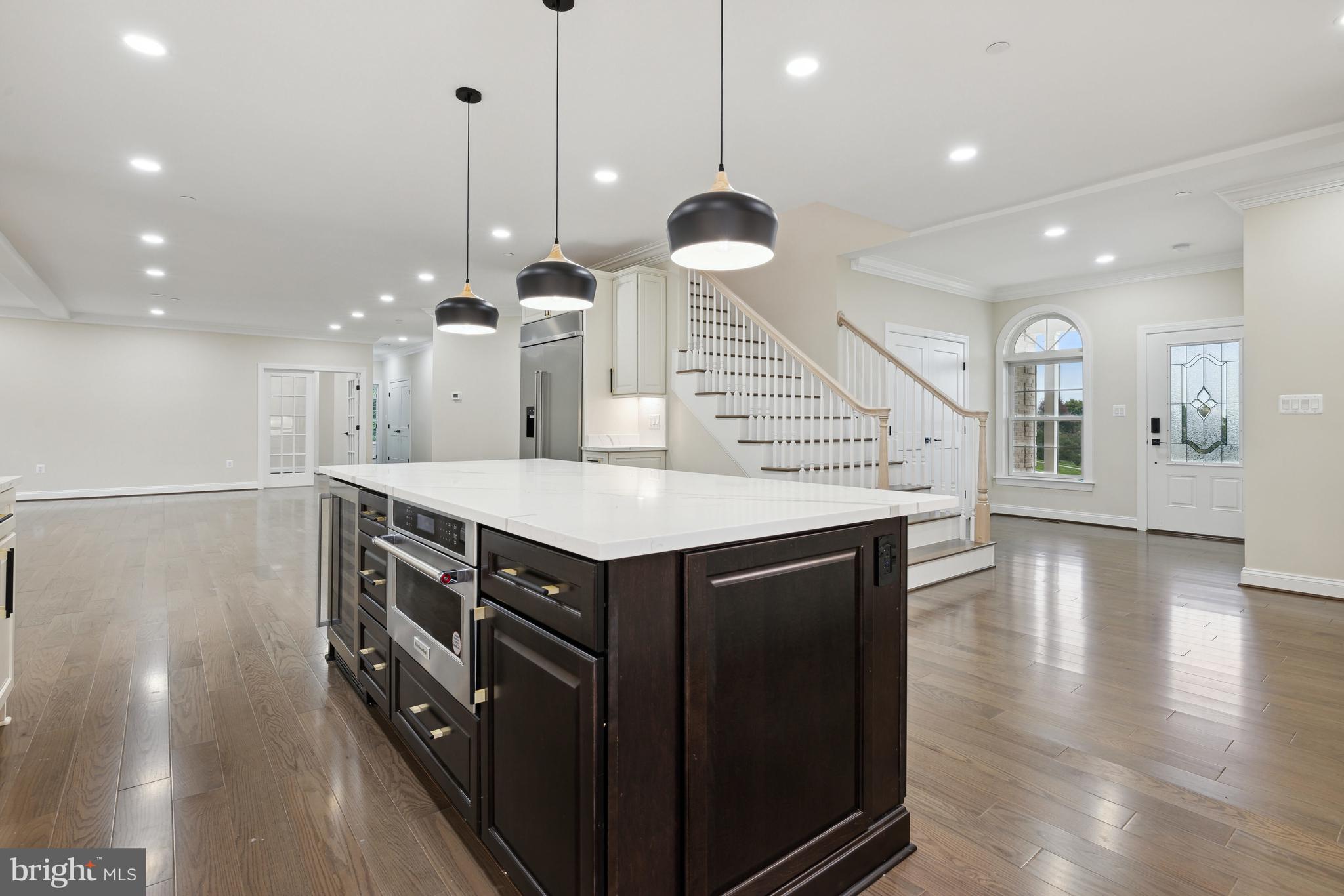 COUNTY VIEW - Residential