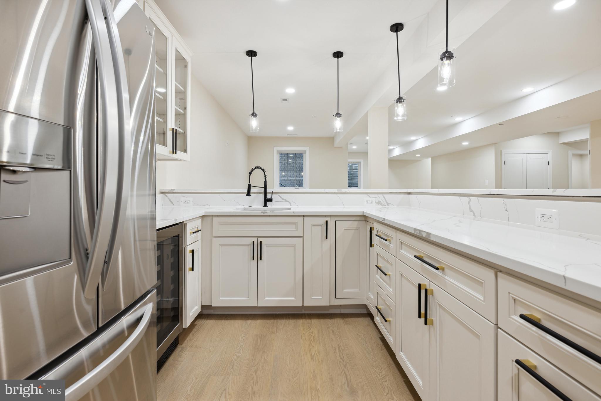 COUNTY VIEW - Residential