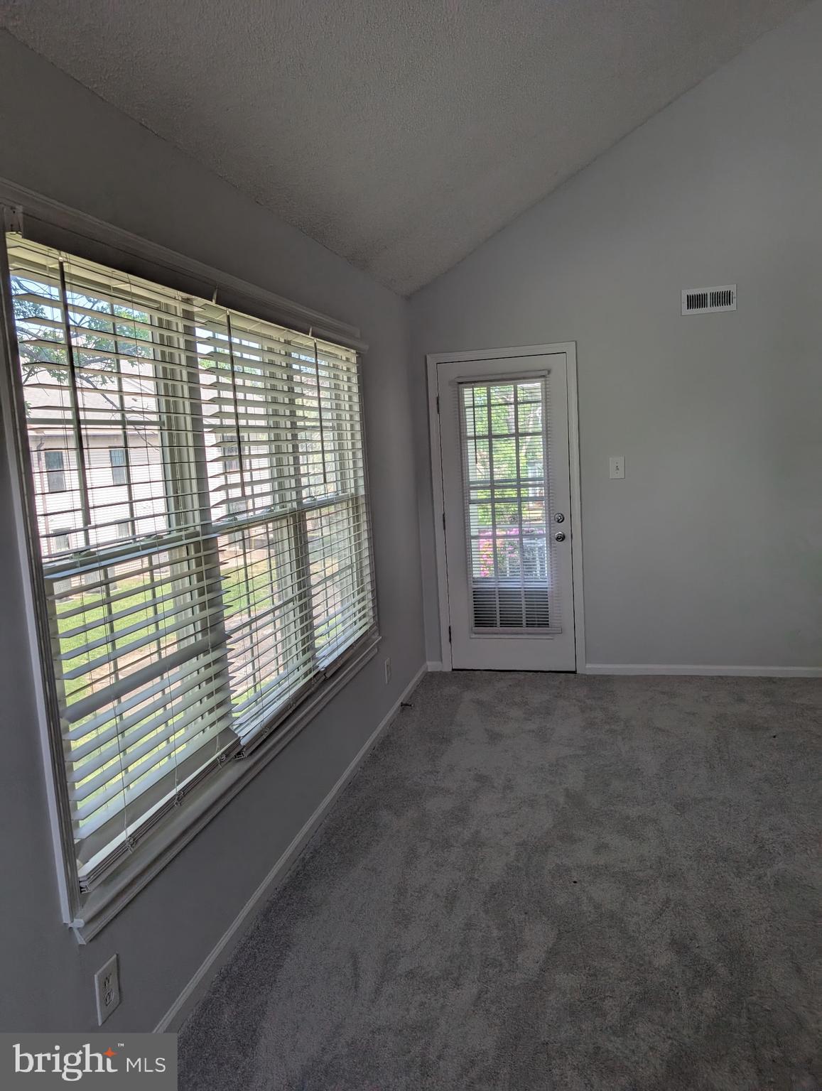 312 MITTEN LA B