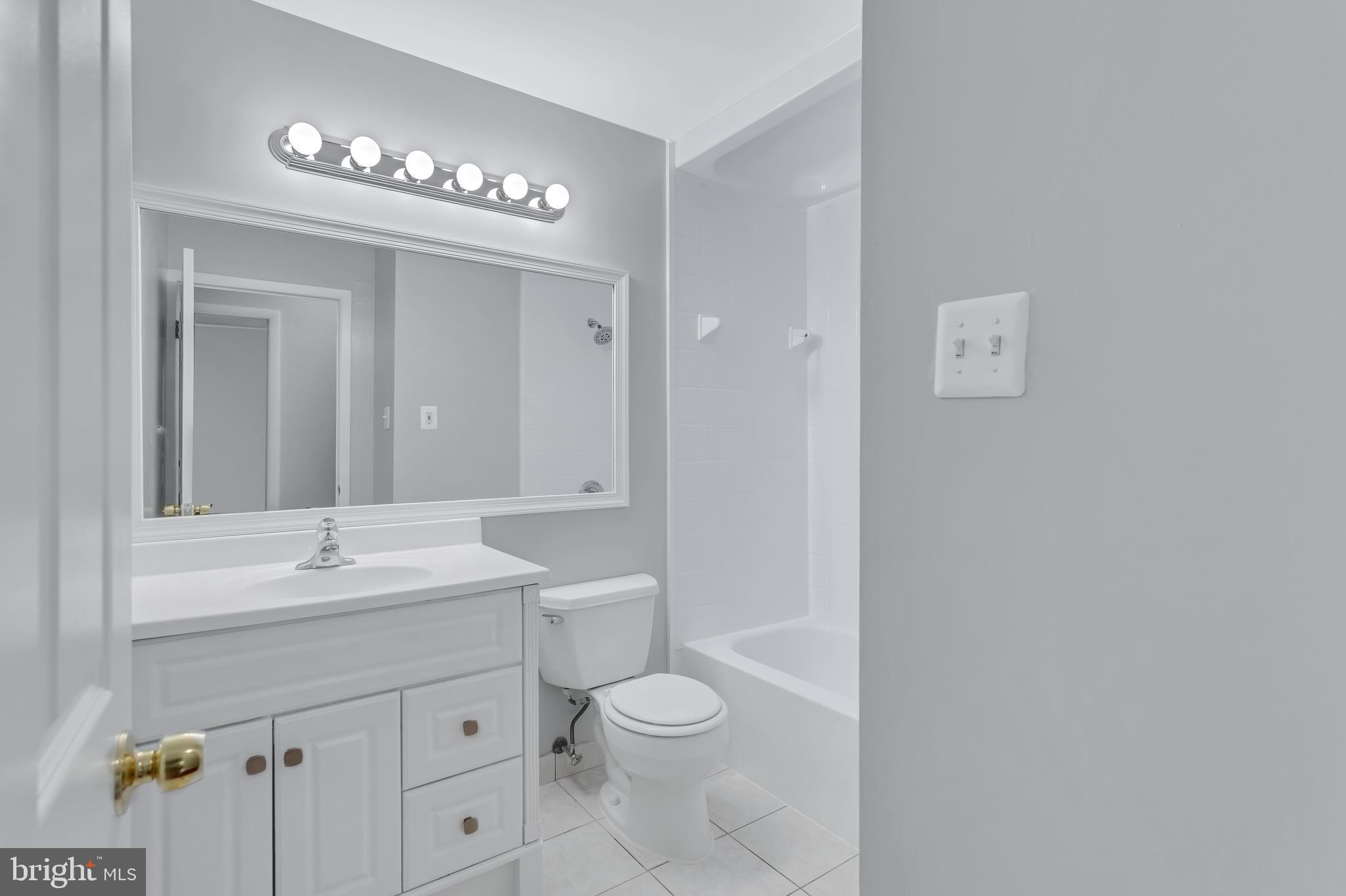 GLENRIDGE AT BELAIR - Residential