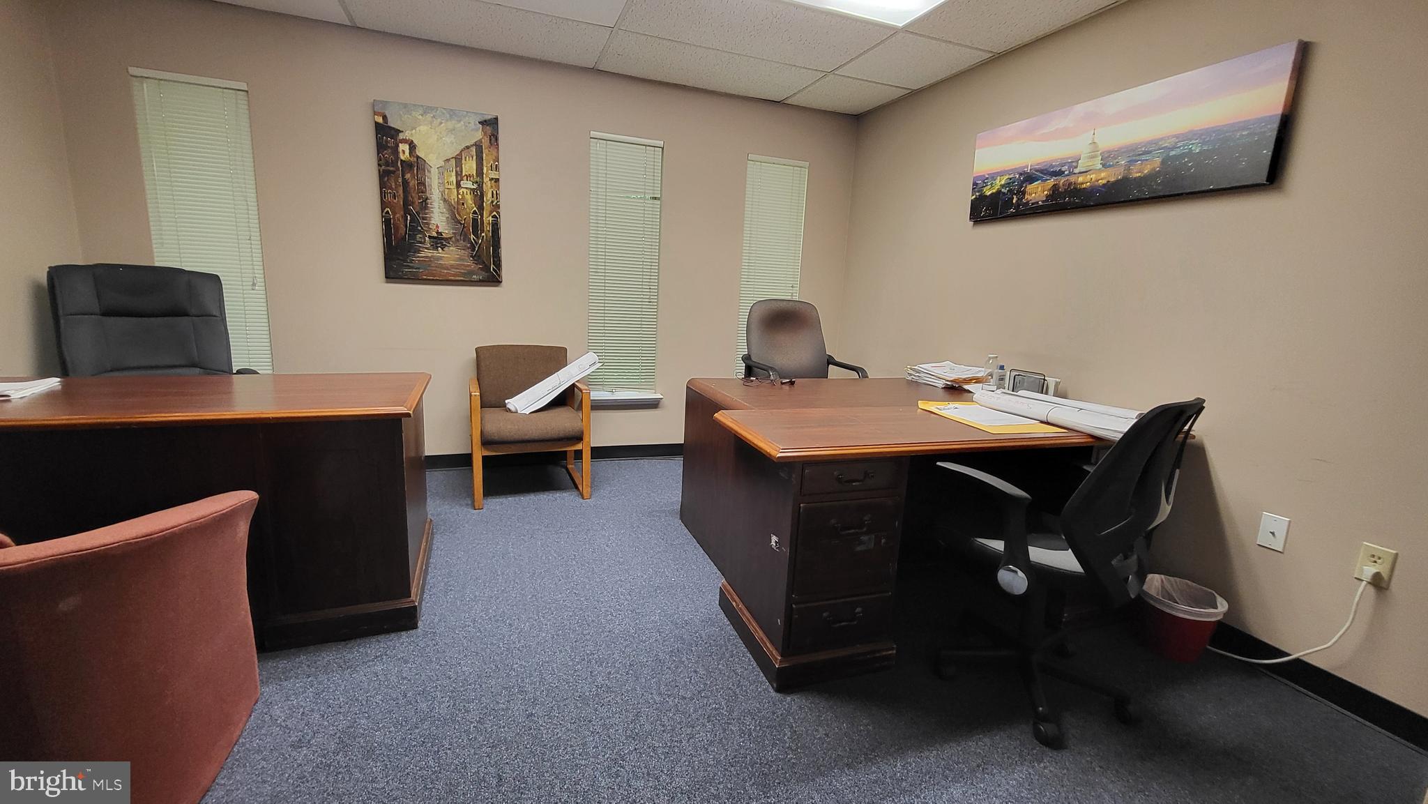 FAIRFAX PLAZA OFFICE PARK - Commercial Lease