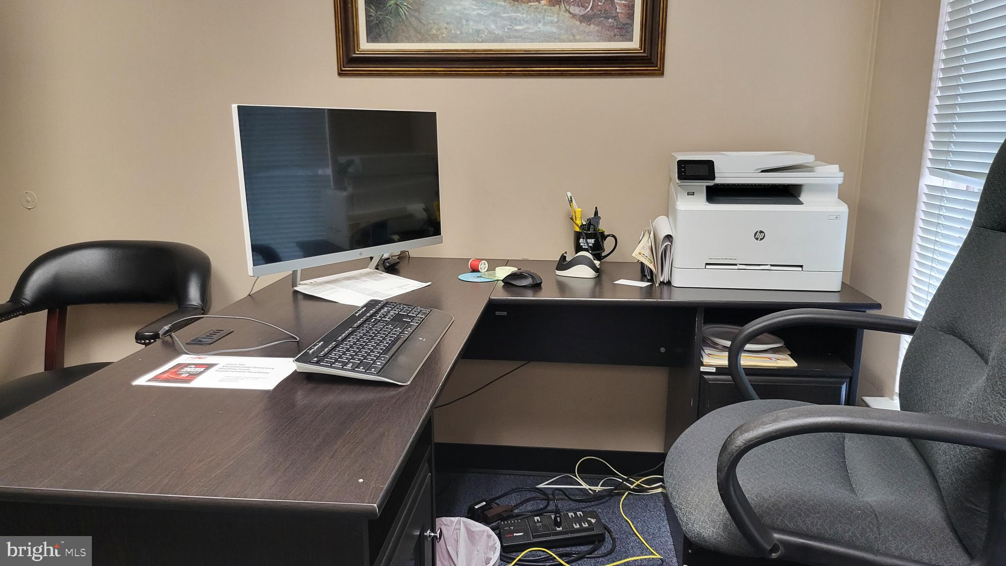 FAIRFAX PLAZA OFFICE PARK - Commercial Lease