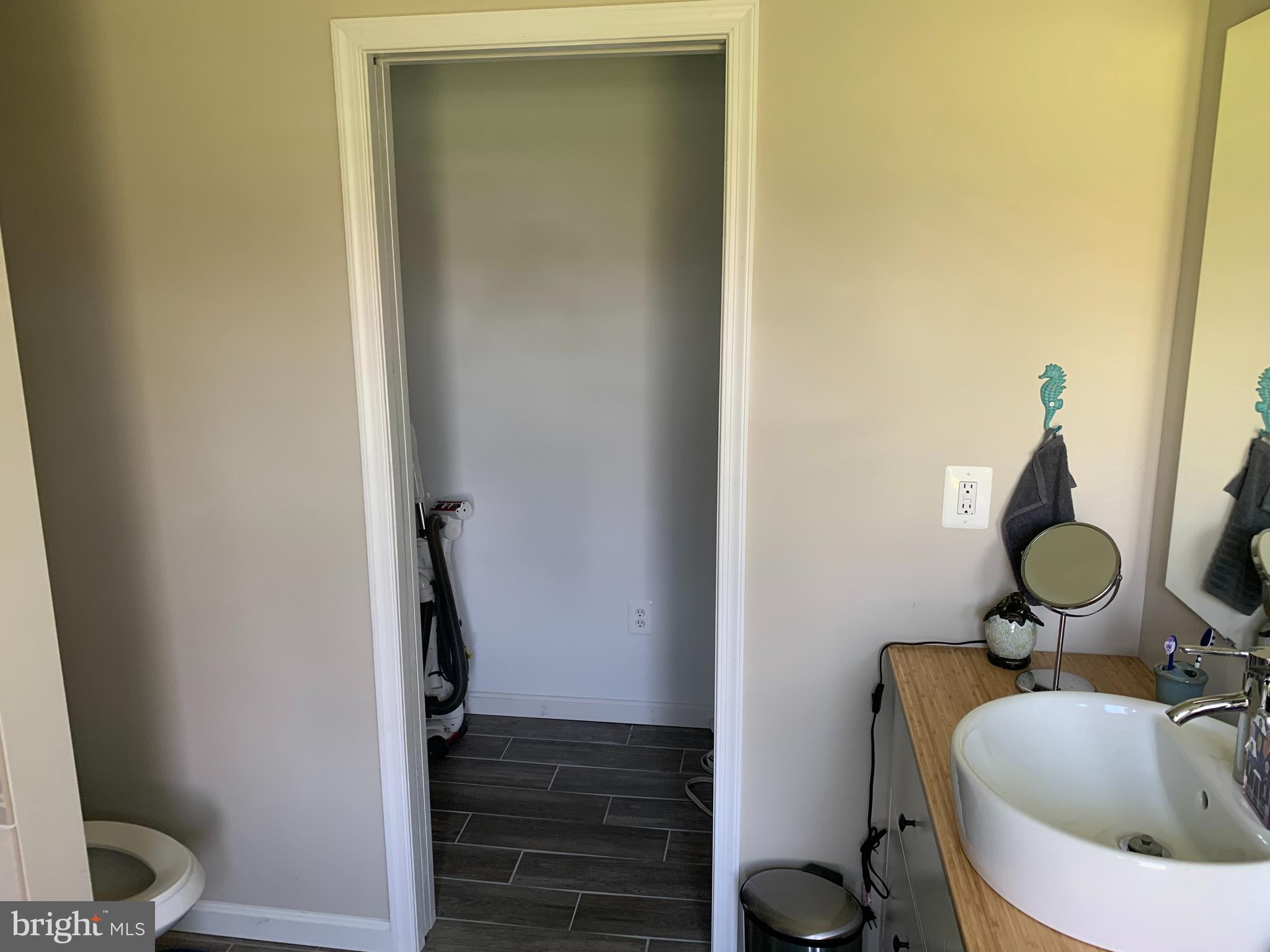 GERMANTOWN - Residential