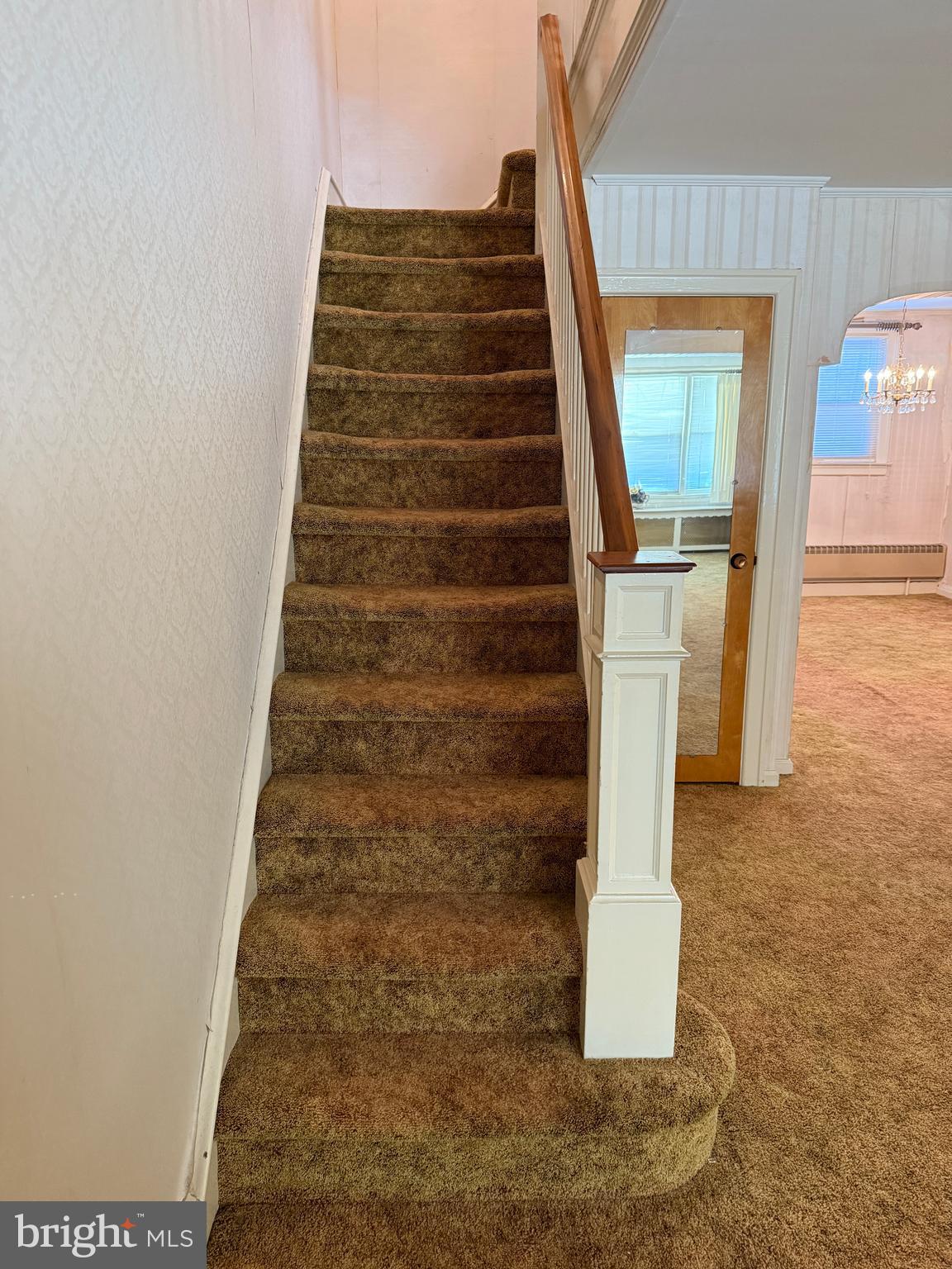 ELMWOOD PARK - Residential