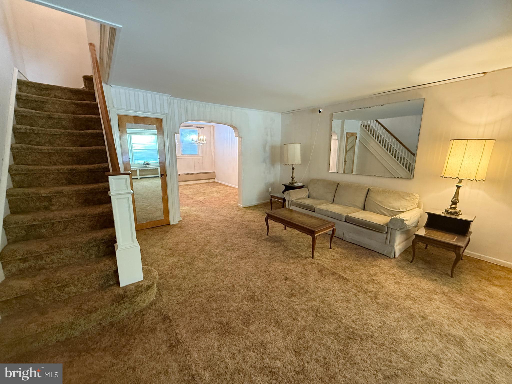 ELMWOOD PARK - Residential