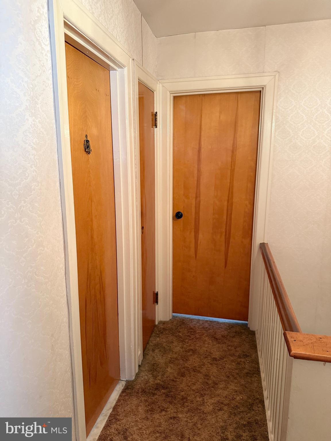 ELMWOOD PARK - Residential