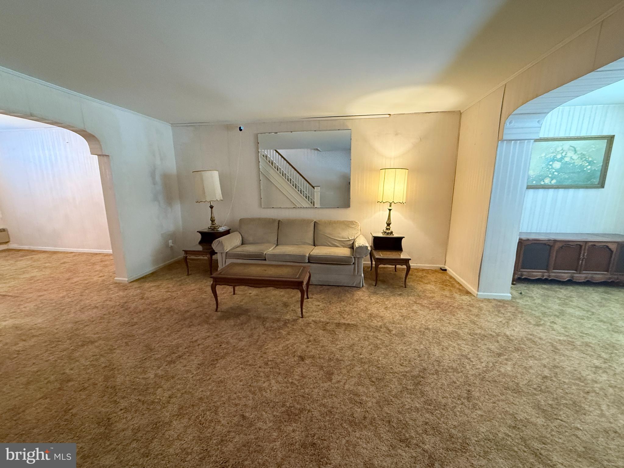 ELMWOOD PARK - Residential