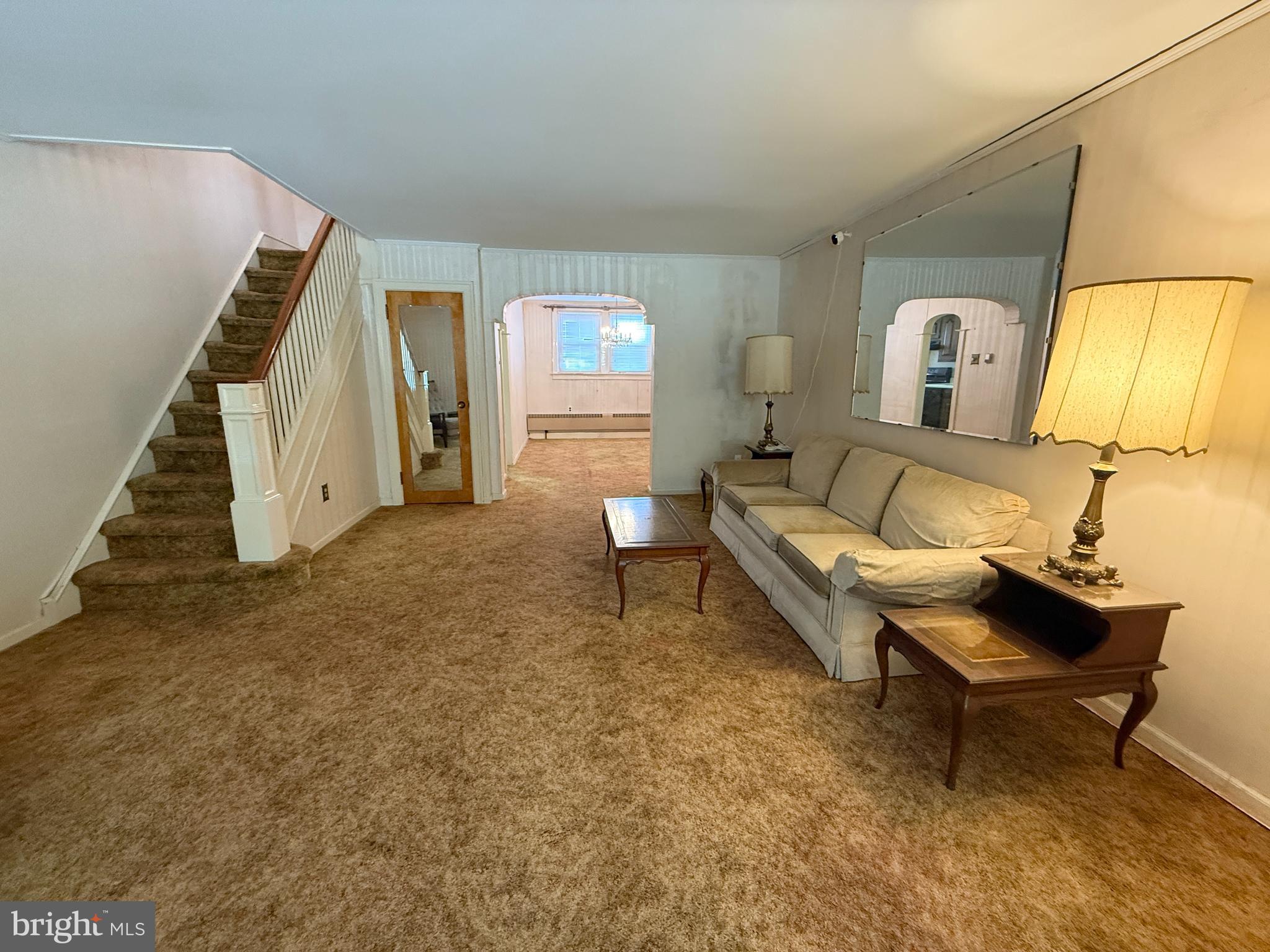 ELMWOOD PARK - Residential