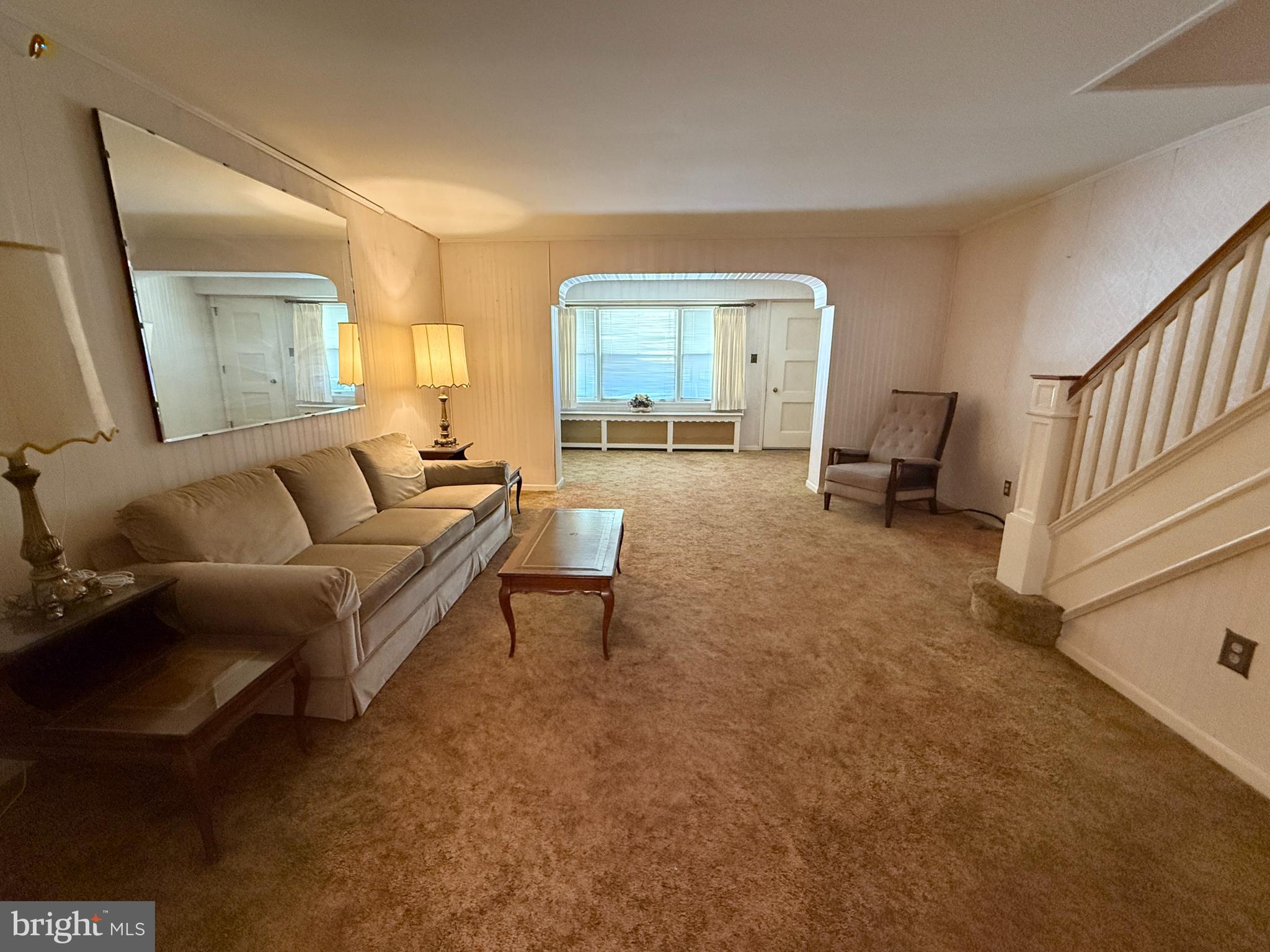 ELMWOOD PARK - Residential