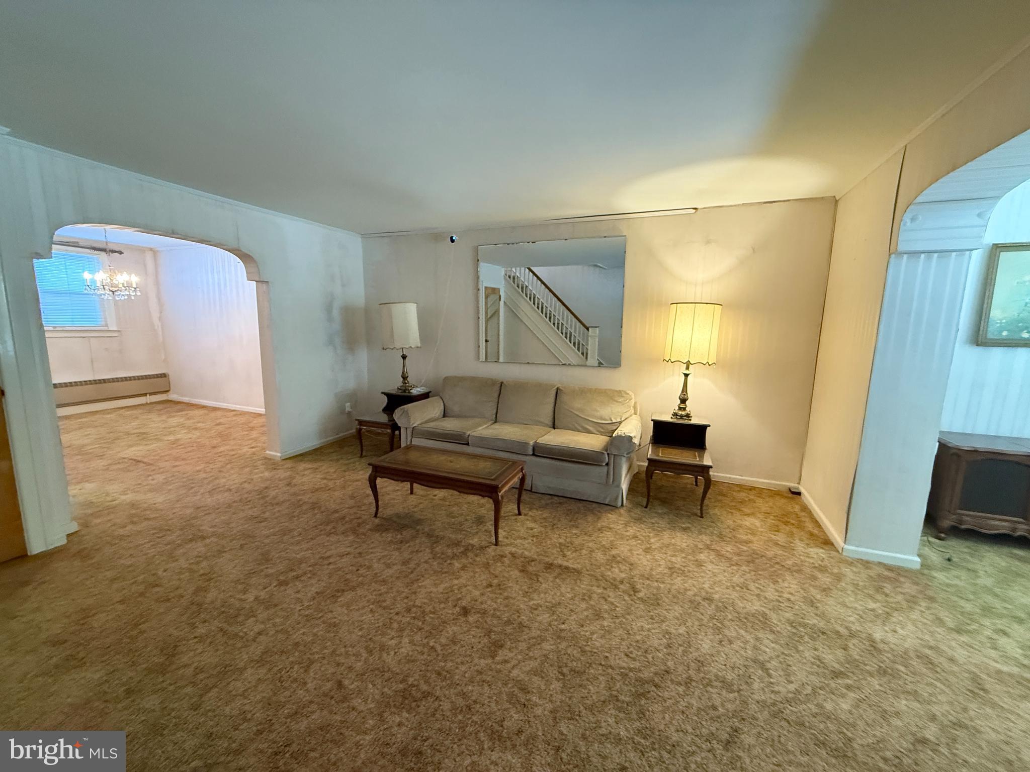 ELMWOOD PARK - Residential