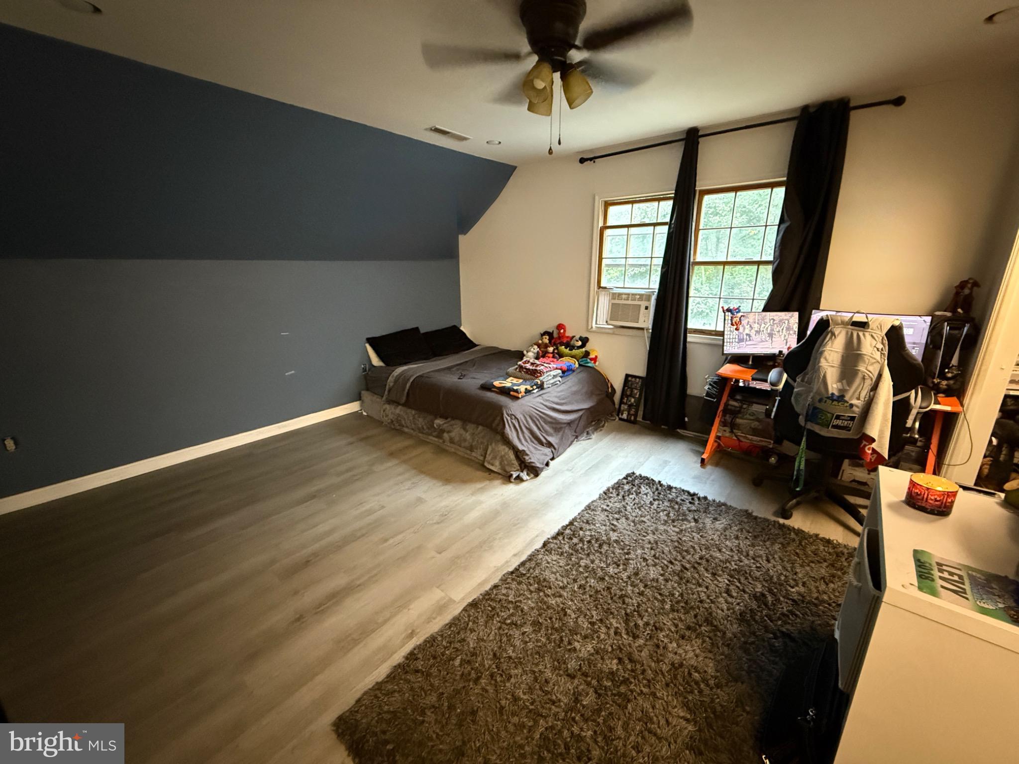 WHITE RIVER ESTATES - Residential