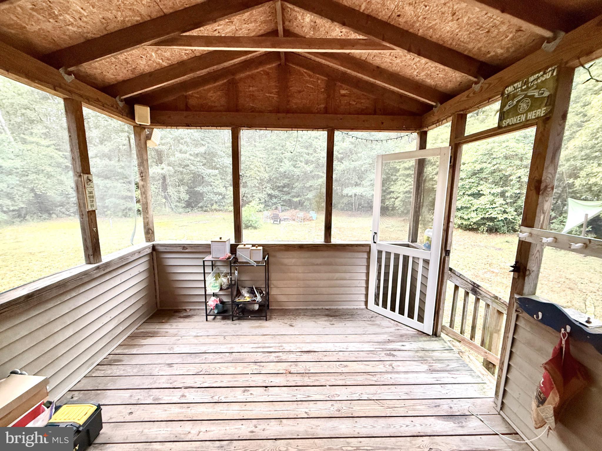 WHITE RIVER ESTATES - Residential