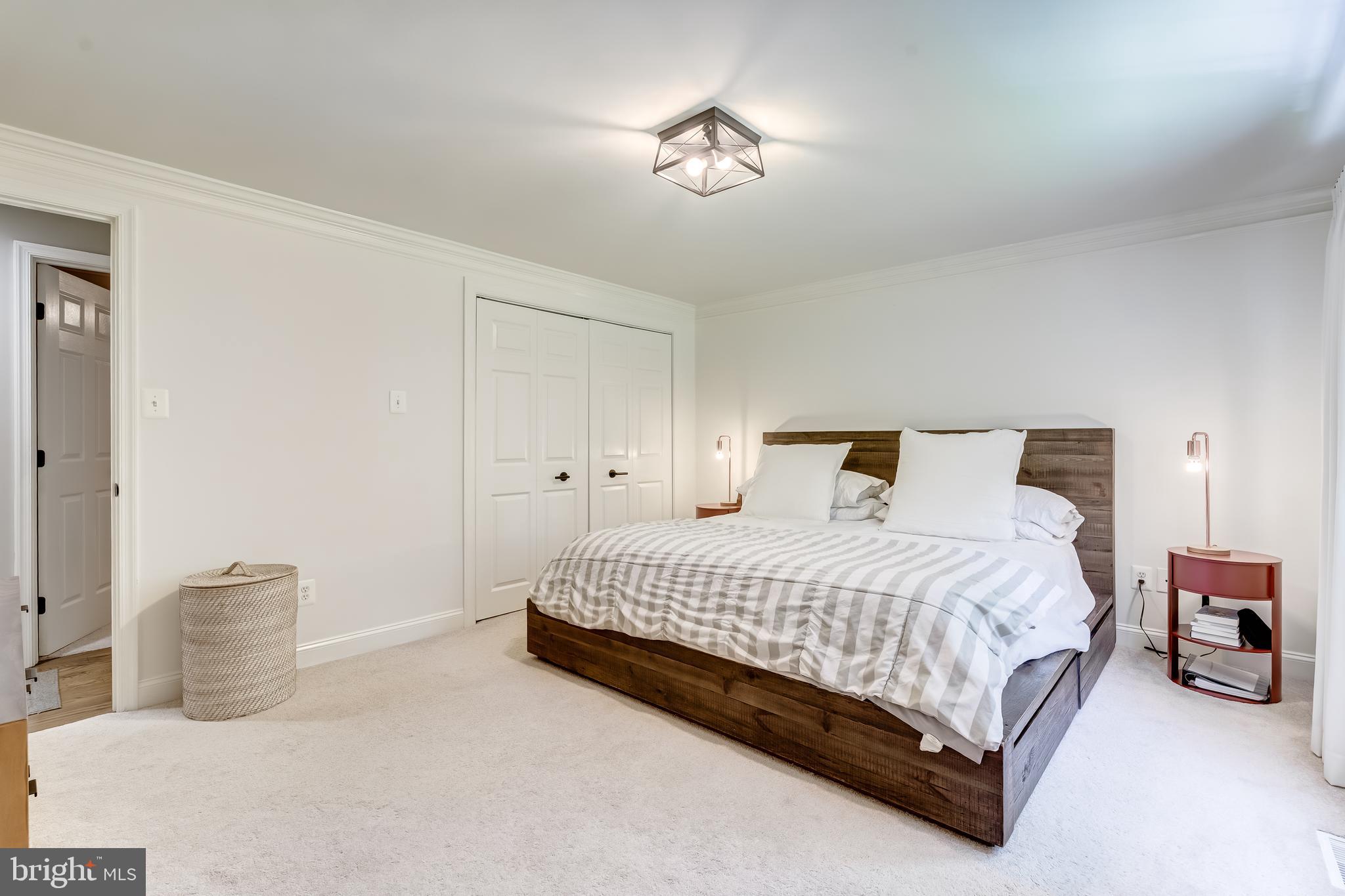 BRENTWOOD - Residential