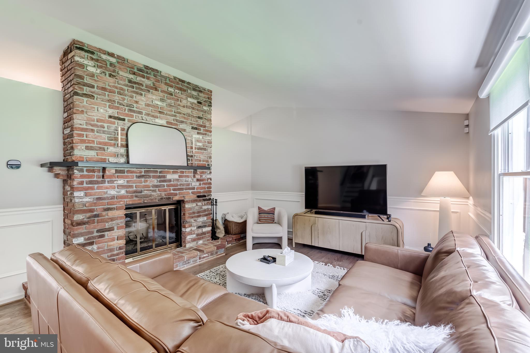 BRENTWOOD - Residential