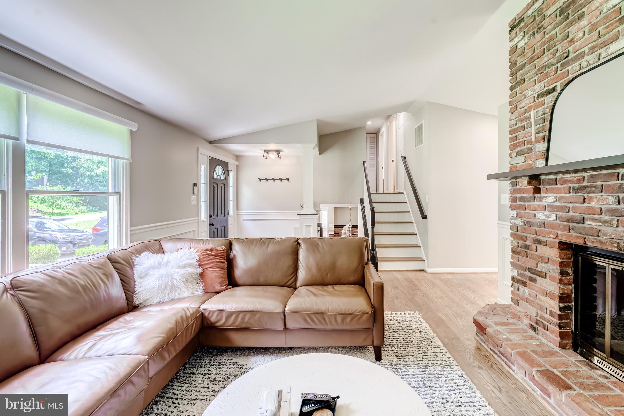 BRENTWOOD - Residential