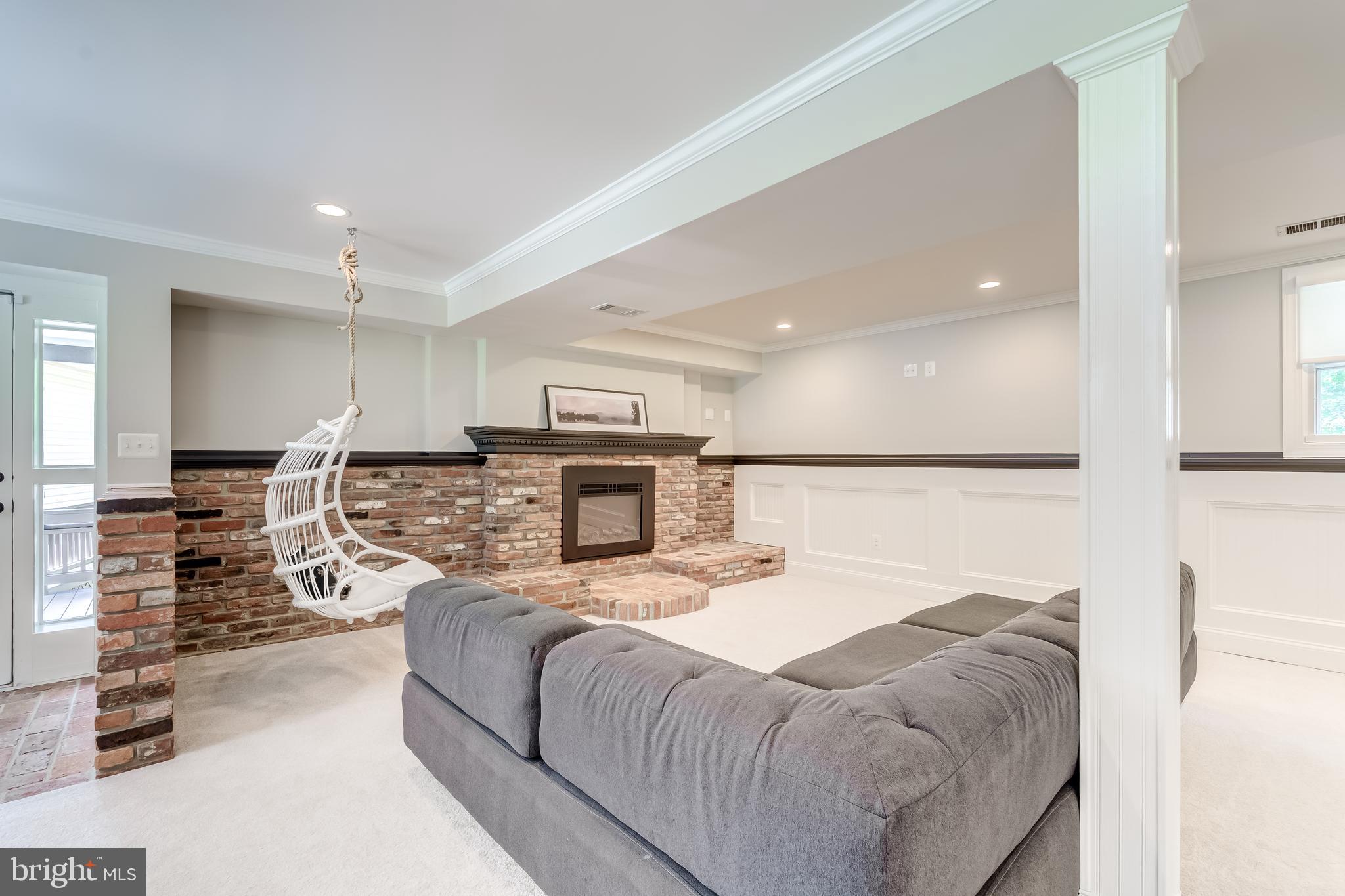 BRENTWOOD - Residential