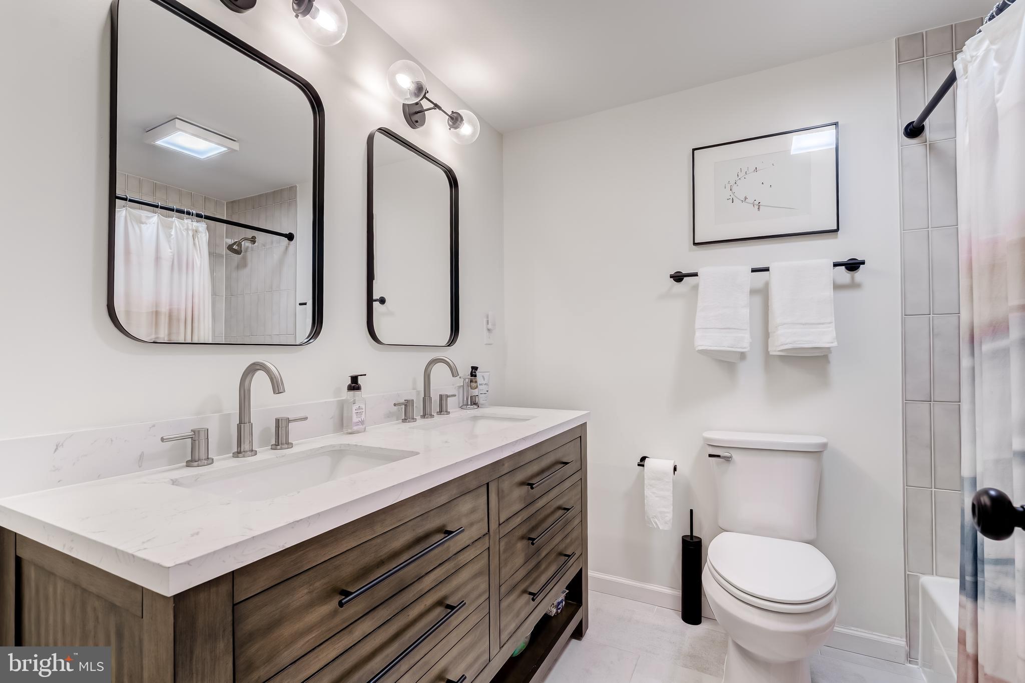 BRENTWOOD - Residential