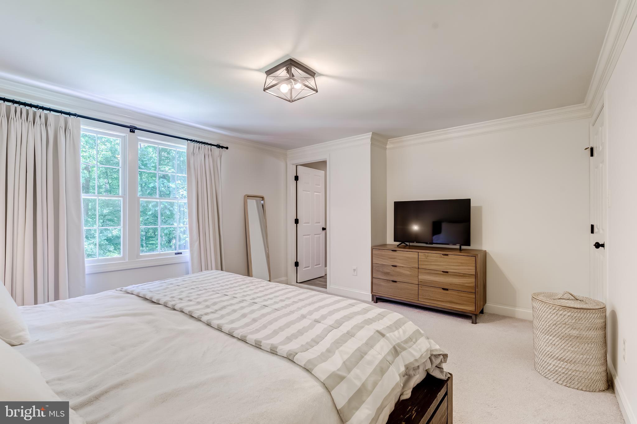 BRENTWOOD - Residential