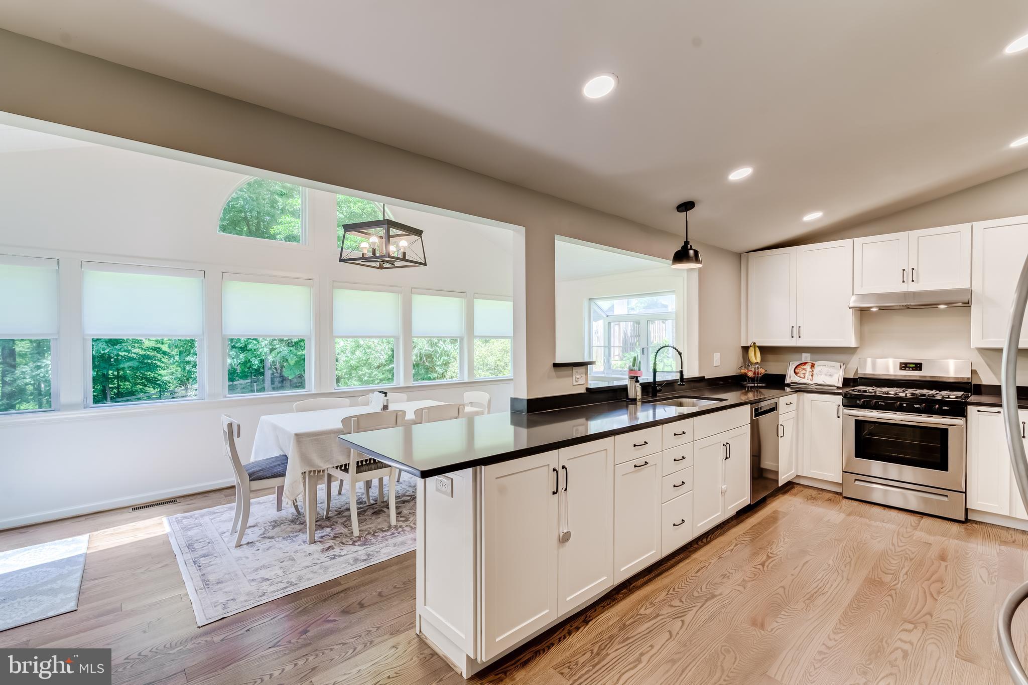 BRENTWOOD - Residential
