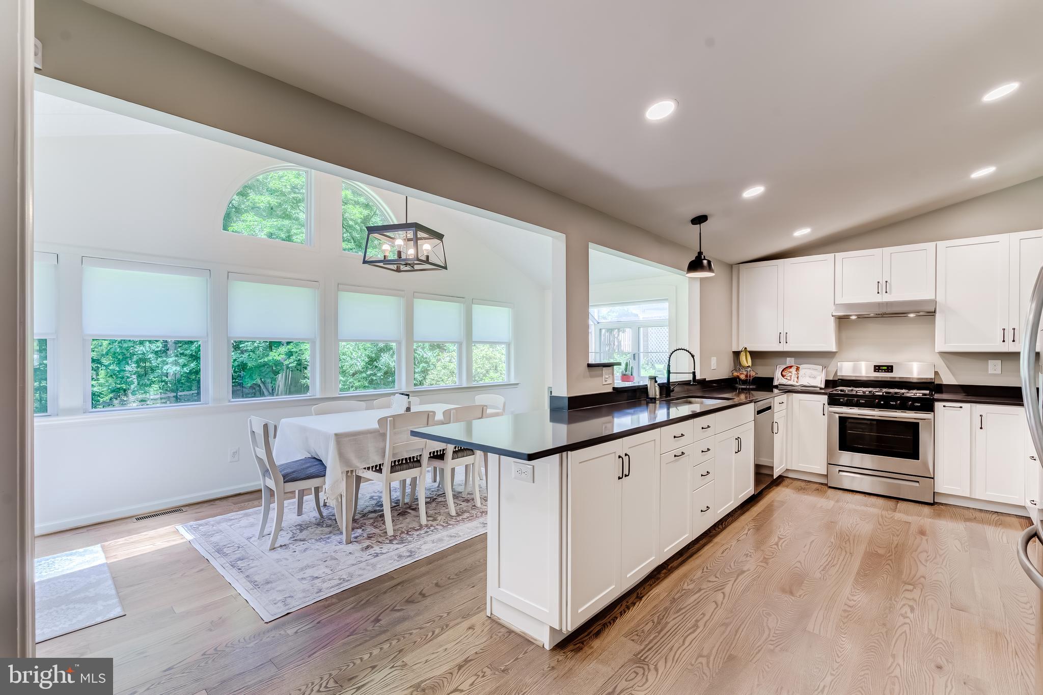 BRENTWOOD - Residential