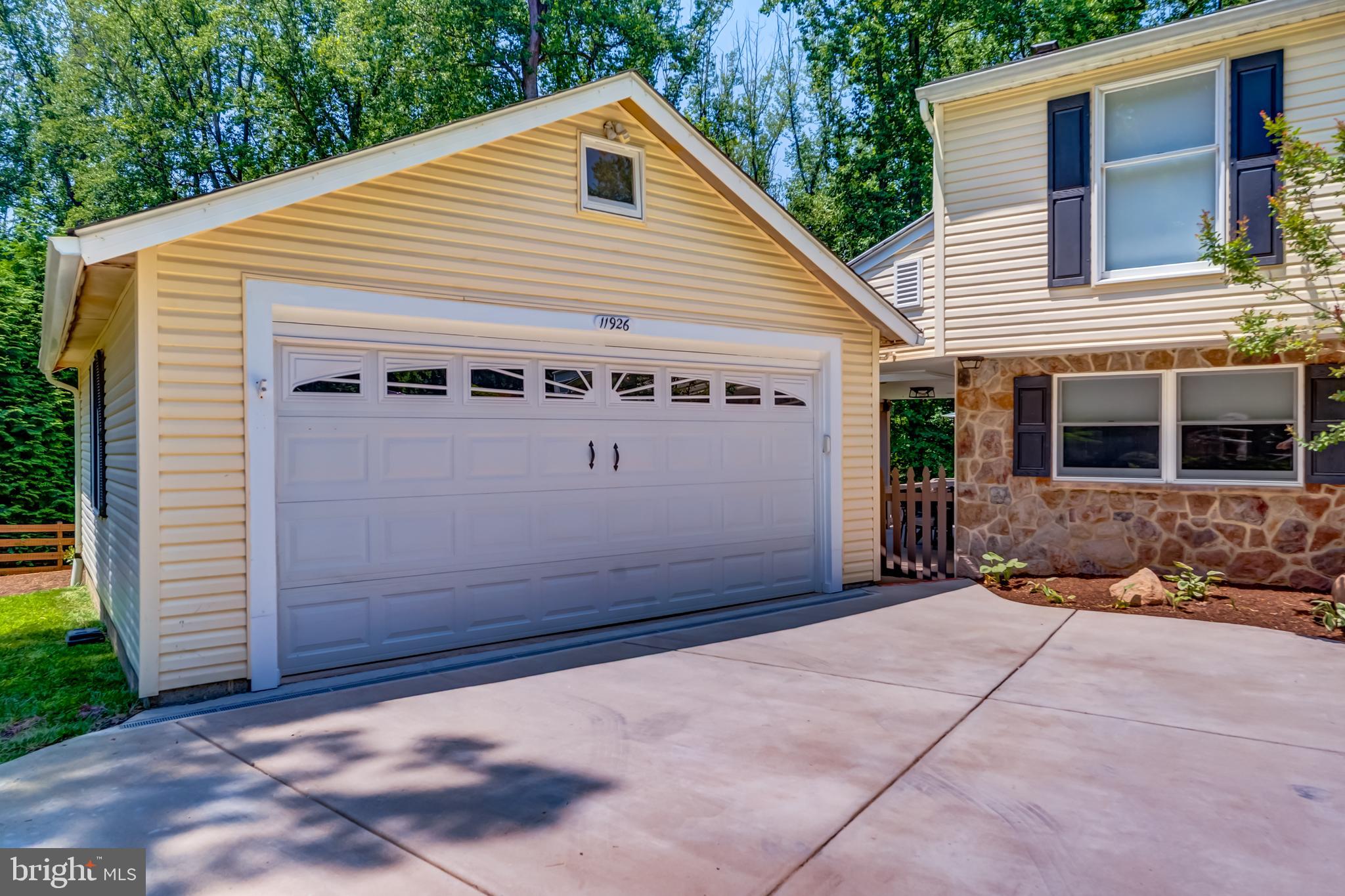 BRENTWOOD - Residential