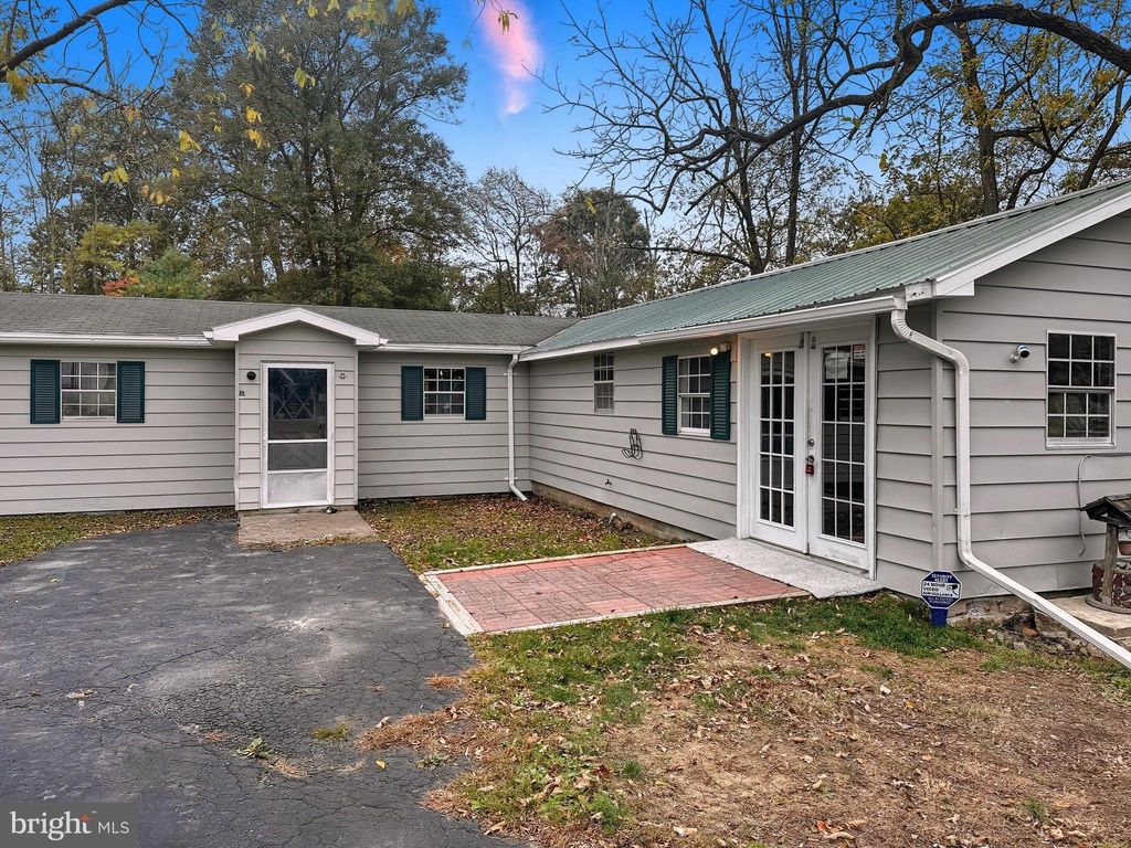 Photo of 1071 Bitternut Road, WALNUTPORT, PA 18088 (MLS # PANH2008832)