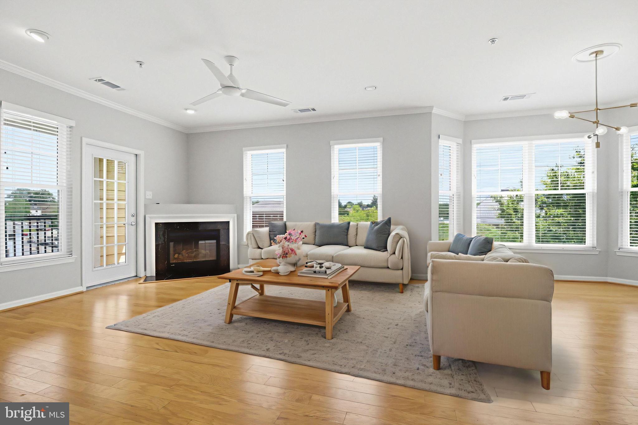 815 BRANCH DRIVE 402