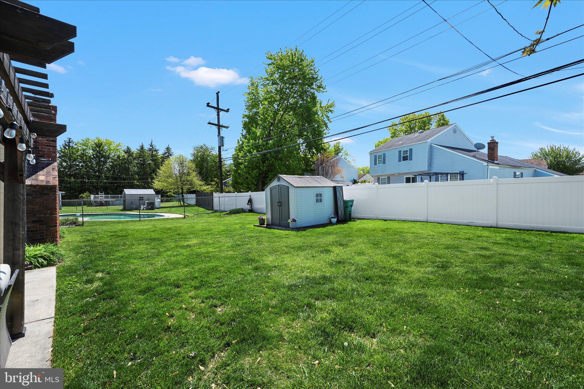 FAIRLESS HILLS - Residential