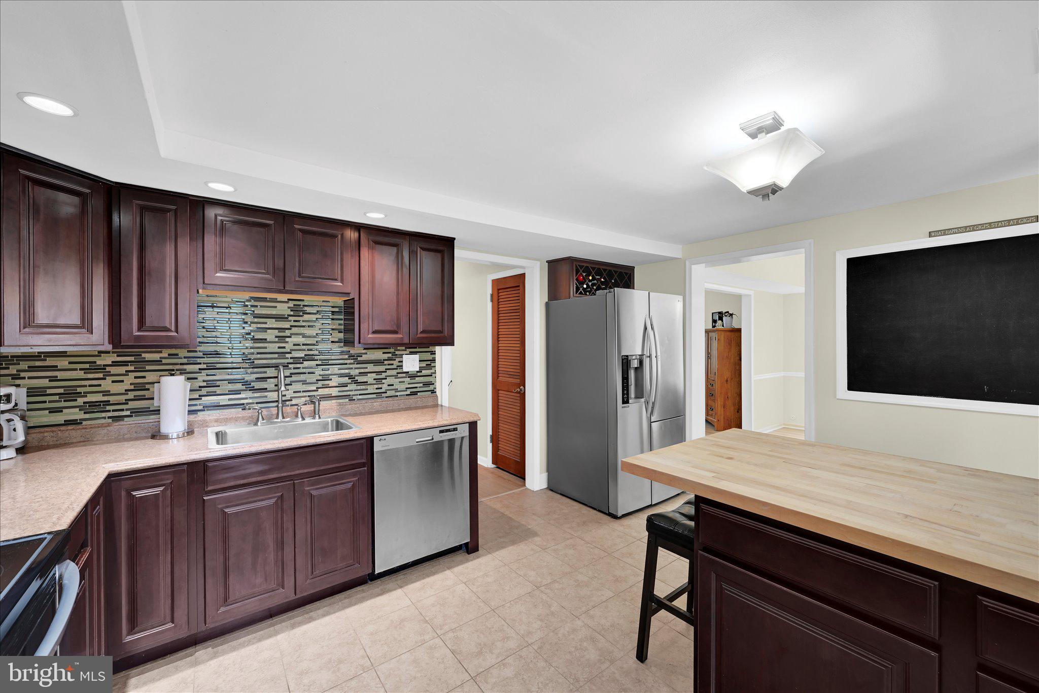 FAIRLESS HILLS - Residential