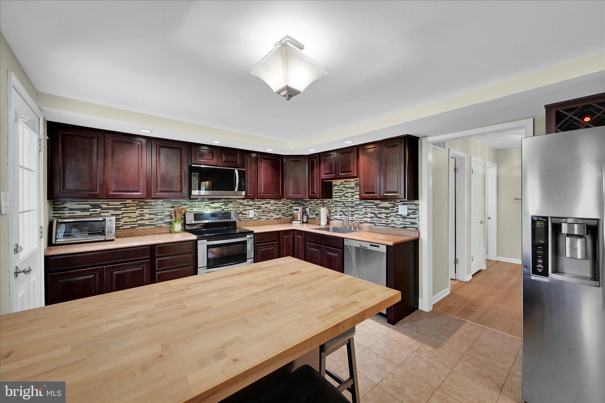 FAIRLESS HILLS - Residential