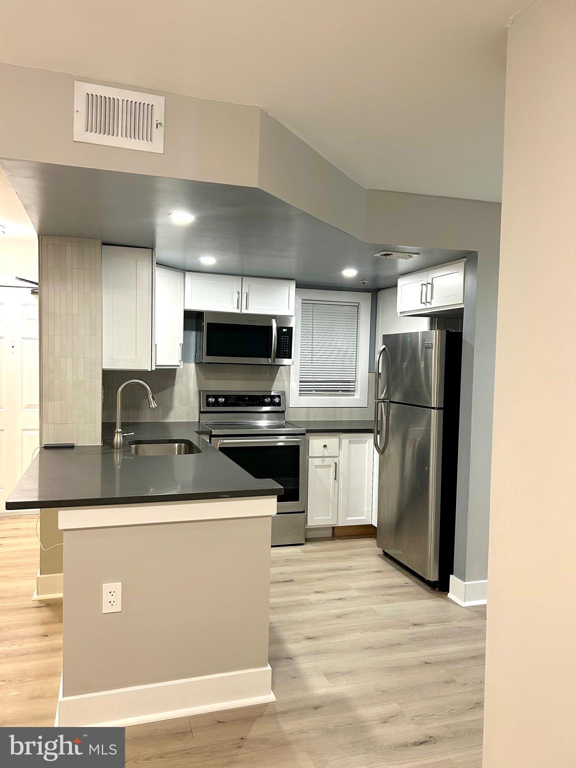 VISTAS AT BOWIE - Residential Lease