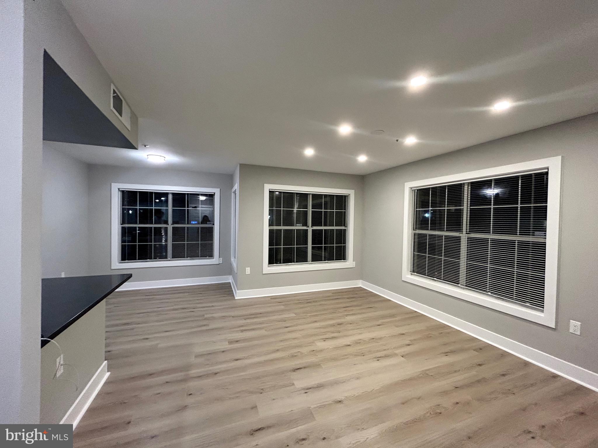 VISTAS AT BOWIE - Residential Lease